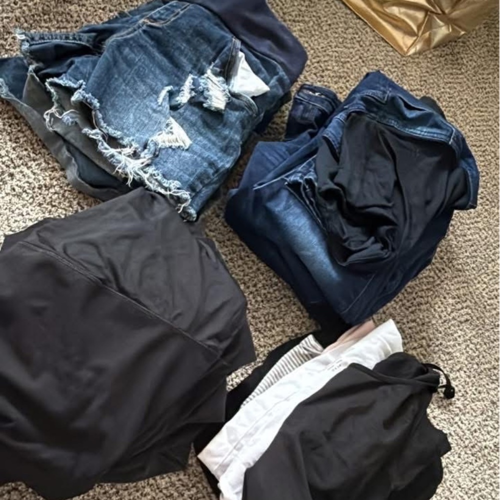 Maternity clothes